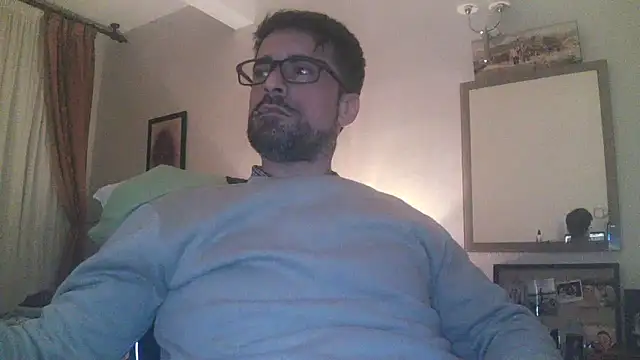 Patrickhound online show from 03-06-25, 01:48