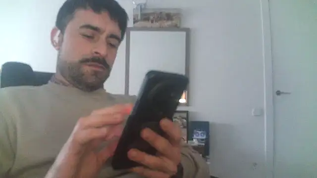 Patrickhound online show from 01-31-25, 02:49