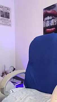 downsonMia online show from 03-29-26, 12:07