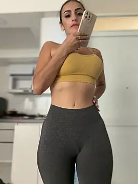 Samantha bigboobs online show from 03-12-26, 06:45