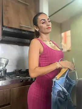 Samantha bigboobs online show from 07-23-26, 03:08
