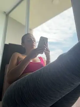 Samantha bigboobs online show from 04-14-26, 04:01