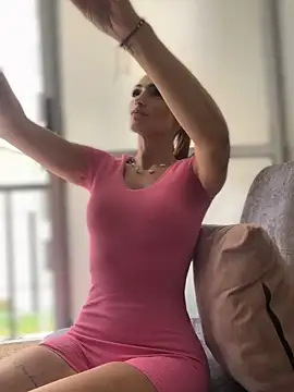 Samantha bigboobs online show from 10-03-25, 05:14