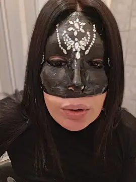 desyree89 online show from 04-05-26, 05:25