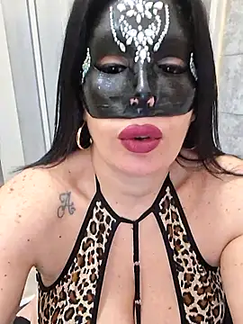 desyree89 online show from 12-19-25, 04:27