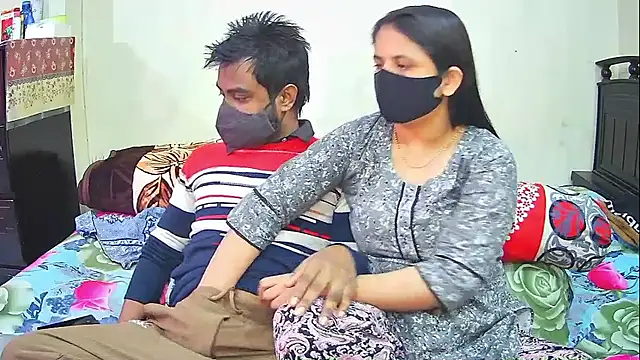 Hot Nila online show from 01-10-26, 03:46