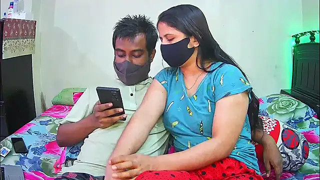 Hot Nila online show from 12-18-25, 03:33