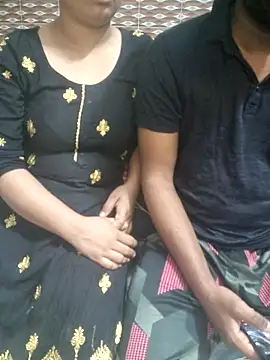 Hot Nila online show from 04-12-26, 02:48