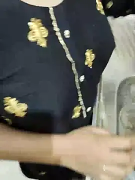 Hot Nila online show from 03-08-26, 03:10