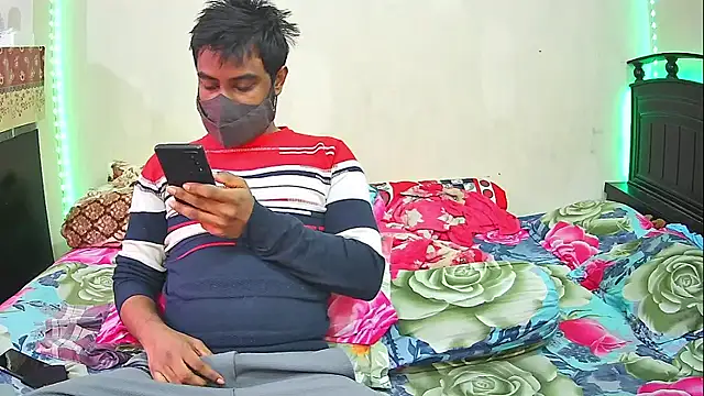 Hot Nila online show from 01-14-26, 04:27