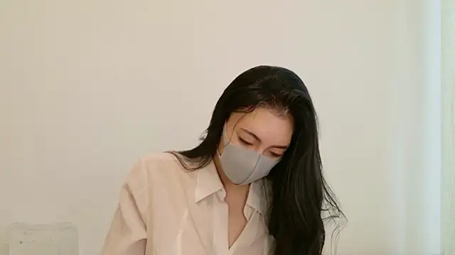 Mary-JP online show from 03-19-26, 02:55