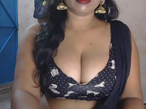 Snapshot of Lovely-payal chatting on 10-07-25, 04:30 Lovely-payal online show from 10-07-25, 04:30