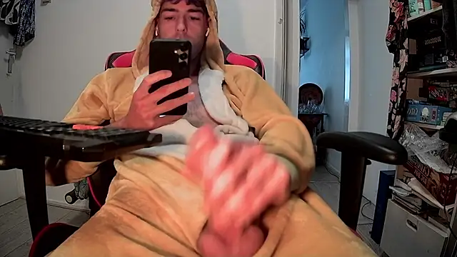 onesieboyx online show from 10-14-25, 02:17