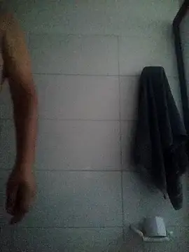 Snapshot of escorpio50jt chatting on 10-22-25, 10:41 escorpio50jt online show from 10-22-25, 10:41