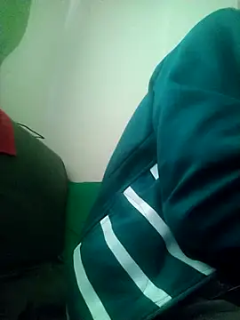 Snapshot of escorpio50jt chatting on 10-21-25, 11:20 escorpio50jt online show from 10-21-25, 11:20