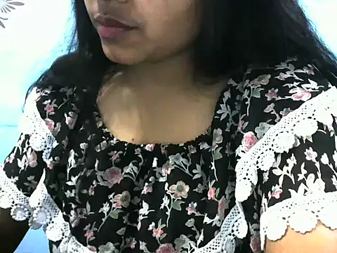 Snapshot of Misha_Sweett chatting on 02-28-26, 03:11 Misha Sweett online show from 02-28-26, 03:11