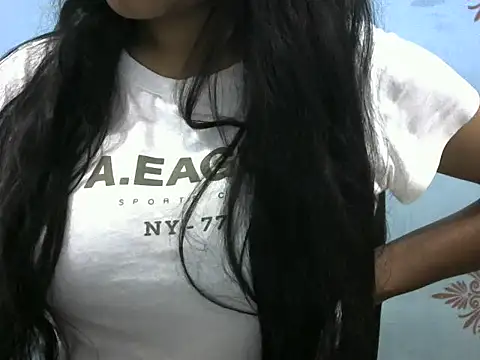 Snapshot of Misha_Sweett chatting on 03-07-26, 04:01 Misha Sweett online show from 03-07-26, 04:01