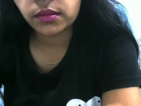 Snapshot of Misha_Sweett chatting on 10-15-25, 07:49 Misha Sweett online show from 10-15-25, 07:49