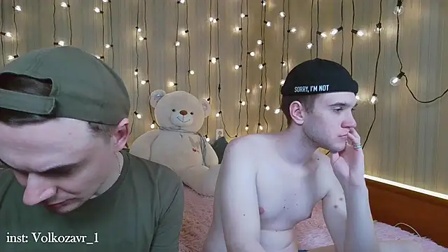 Snapshot of michael_sexdevil chatting on 02-17-25, 06:06 michael sexdevil online show from 02-17-25, 06:06
