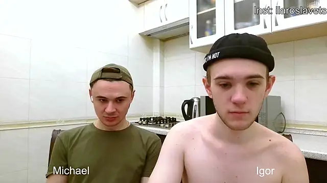 Snapshot of michael_sexdevil chatting on 02-11-25, 12:47 michael sexdevil online show from 02-11-25, 12:47