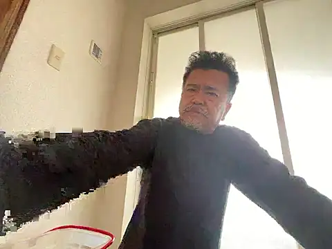 Snapshot of Ryo-j chatting on 03-29-26, 06:48 Ryo-j online show from 03-29-26, 06:48