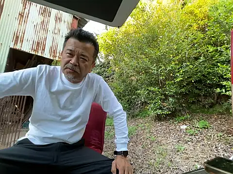 Snapshot of Ryo-j chatting on 05-09-26, 09:12 Ryo-j online show from 05-09-26, 09:12