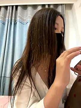SSSniang- online show from 10-21-25, 12:37