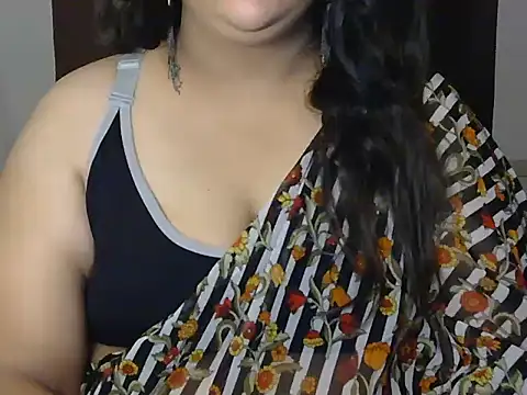 Snapshot of Jenny_lovee chatting on 04-25-26, 01:41 Jenny lovee online show from 04-25-26, 01:41