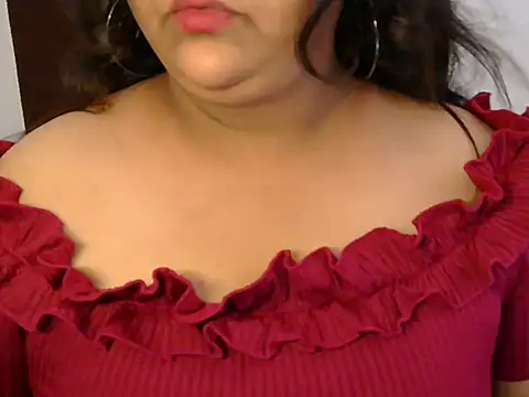 Snapshot of Jenny_lovee chatting on 05-02-26, 12:32 Jenny lovee online show from 05-02-26, 12:32