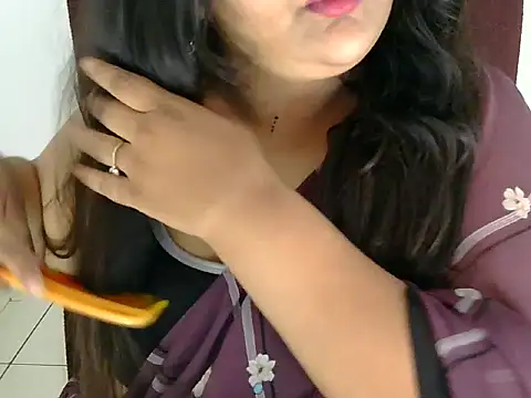 Snapshot of Jenny_lovee chatting on 05-06-26, 09:46 Jenny lovee online show from 05-06-26, 09:46