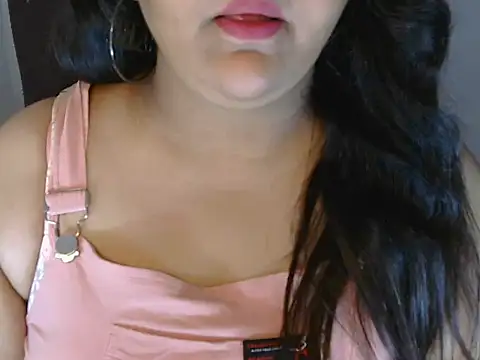 Snapshot of Jenny_lovee chatting on 04-26-26, 02:36 Jenny lovee online show from 04-26-26, 02:36