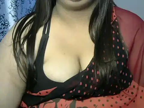 Snapshot of Jenny_lovee chatting on 01-06-25, 12:35 Jenny lovee online show from 01-06-25, 12:35