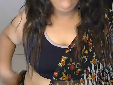 Snapshot of Jenny_lovee chatting on 06-23-26, 02:48 Jenny lovee online show from 06-23-26, 02:48