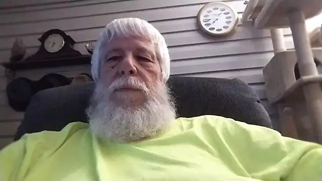 Snapshot of Futura_intx chatting on 05-09-26, 12:47 Futura intx online show from 05-09-26, 12:47