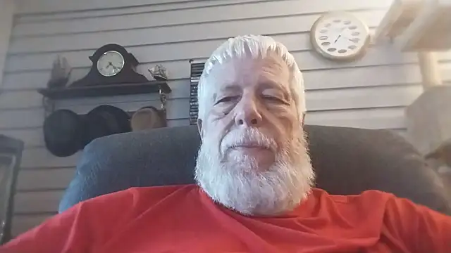 Snapshot of Futura_intx chatting on 06-02-26, 12:21 Futura intx online show from 06-02-26, 12:21