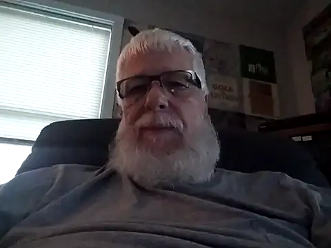 Snapshot of Futura_intx chatting on 09-20-25, 04:01 Futura intx online show from 09-20-25, 04:01