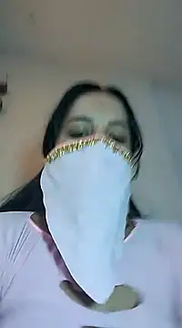 Snapshot of lucianamorales chatting on 01-25-25, 05:51 lucianamorales online show from 01-25-25, 05:51