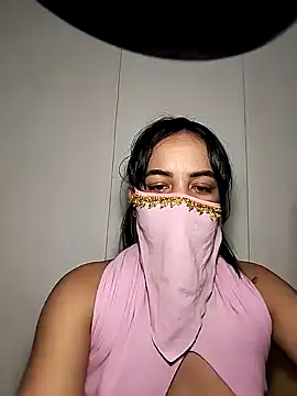 Snapshot of lucianamorales chatting on 02-01-25, 04:03 lucianamorales online show from 02-01-25, 04:03