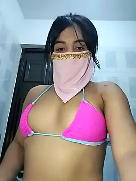 Snapshot of lucianamorales chatting on 03-13-25, 07:17 lucianamorales online show from 03-13-25, 07:17