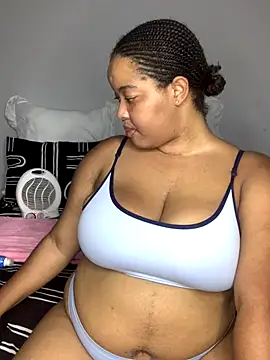 sexytinashe21 online show from 12-15-25, 07:41