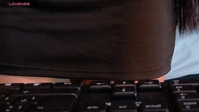 amabel zambrano online show from 11-02-25, 02:00