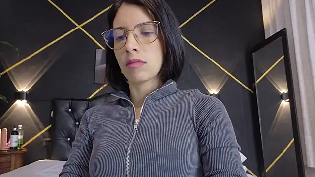 amabel zambrano online show from 10-12-25, 12:39