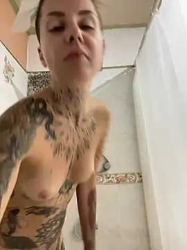 Izy cute  online show from 03-07-26, 02:07