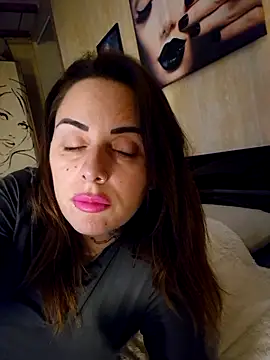 Snapshot of brune_caliente chatting on 02-27-25, 10:42 brune caliente online show from 02-27-25, 10:42