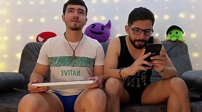 Snapshot of ErickBrant chatting on 02-27-25, 02:57 ErickBrant online show from 02-27-25, 02:57