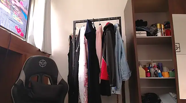 loirascorpio online show from 02-18-25, 04:03