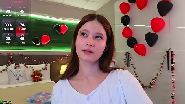 Rina Red online show from 02-15-26, 01:39