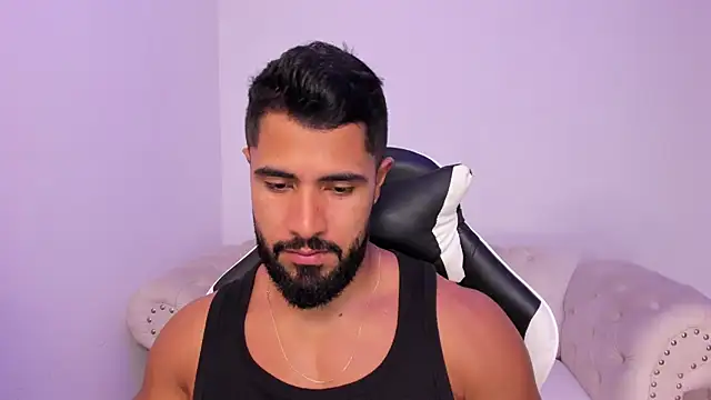 Santiago huntt online show from 02-25-26, 07:47