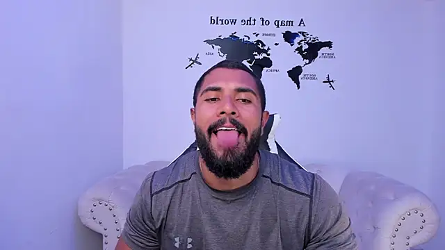 Santiago huntt online show from 10-02-25, 10:24