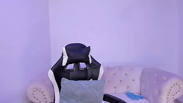 Santiago huntt online show from 11-21-25, 12:59